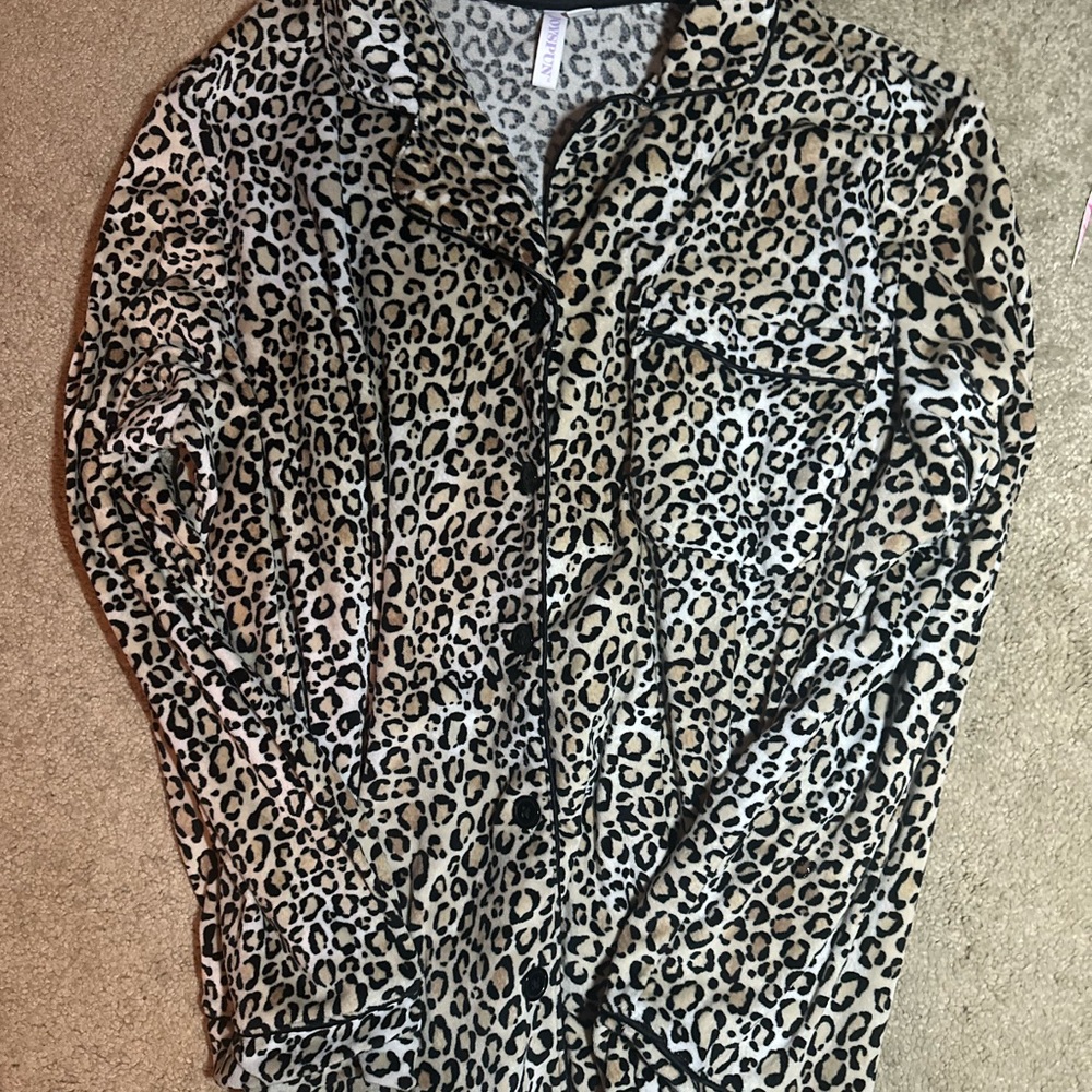 Joyspun Women's Velour Notch Collar Top/Pants Pajama Set NWOT - Picture 3 of 5